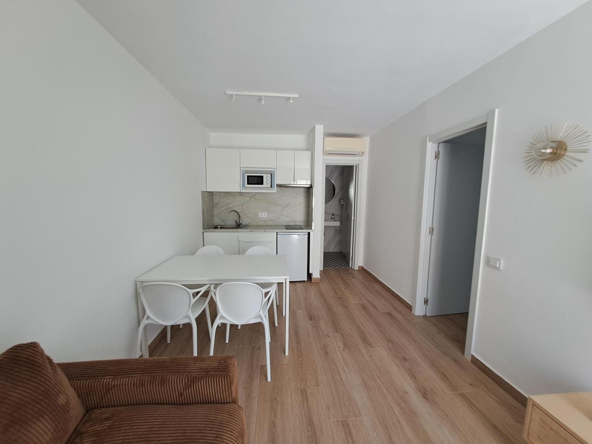 Homeforguest Apartamento Alisios 1 Con Piscina En Corralejo Eksteriør bilde