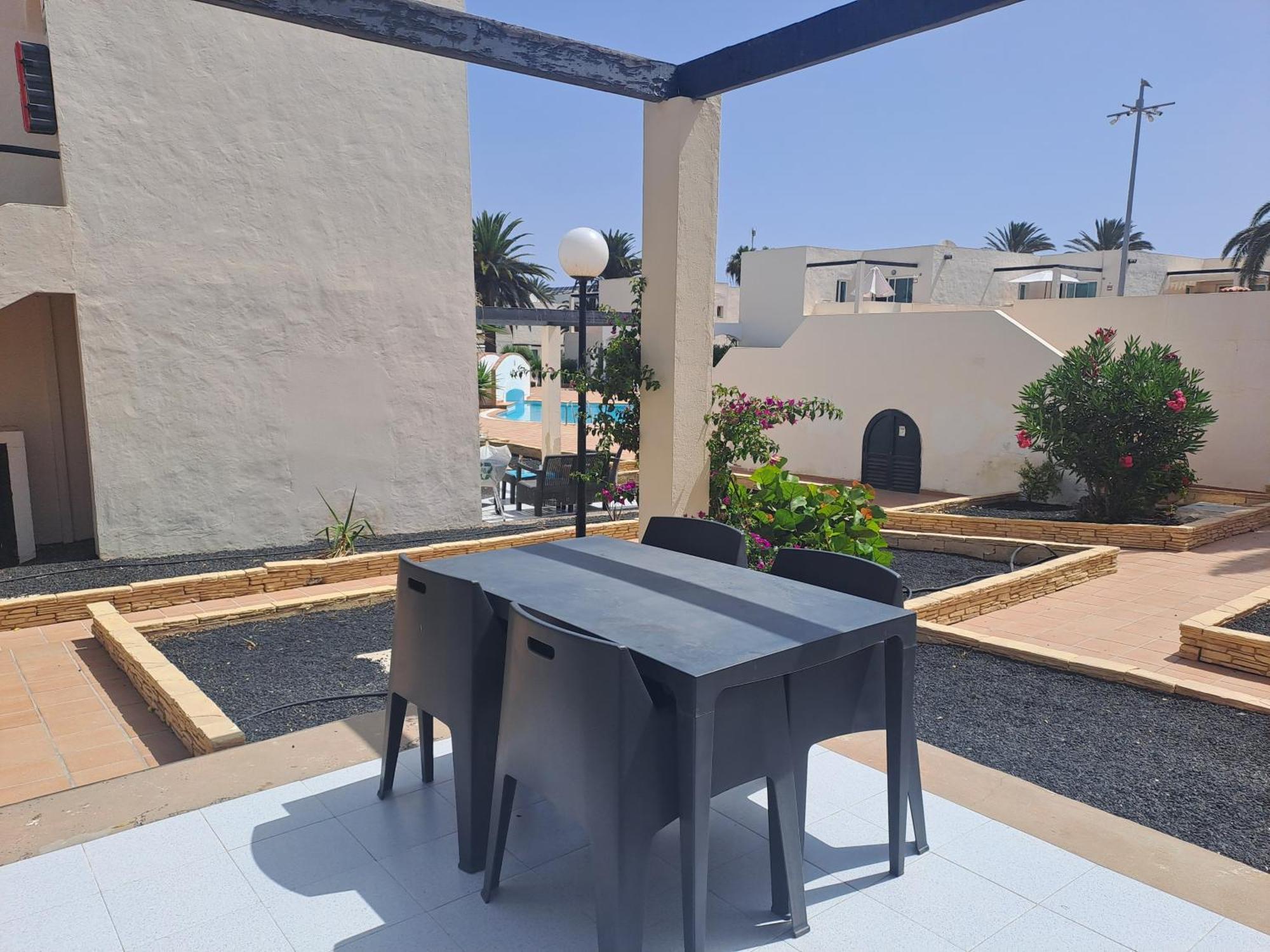 Homeforguest Apartamento Alisios 1 Con Piscina En Corralejo Eksteriør bilde